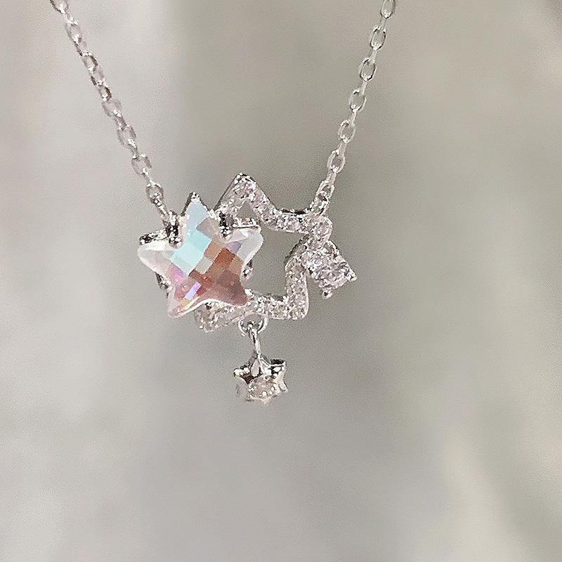 Titanium Steel Does Not Fade, Simple High-End Necklace Women'S Design Temperament Collarbone Chain Fashionable Personalized Pendant
