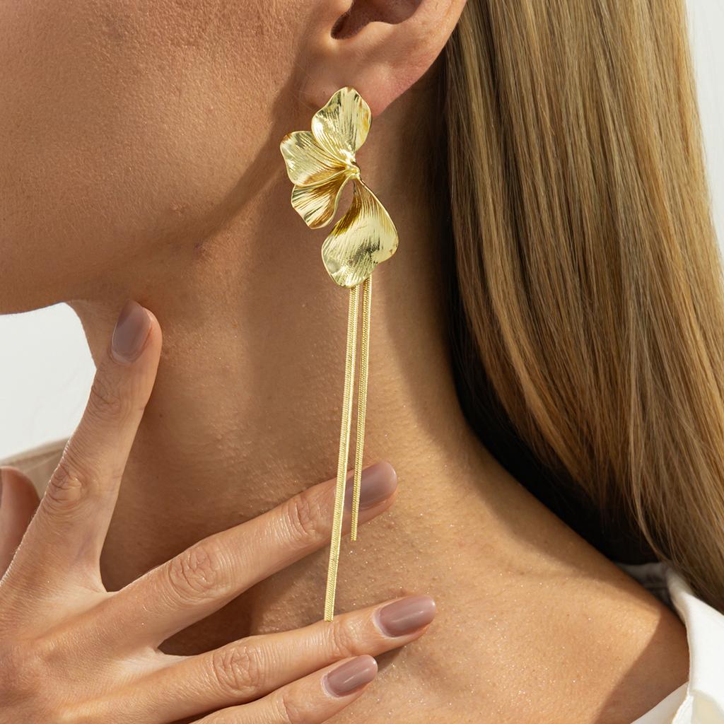 Eleganti Orecchini Pendenti con Fiori e Lunghe Frange per Donna Romantici Orecchini Pendenti con Petali di Foglie di Ginkgo Lusso Gioielli da Matrimonio