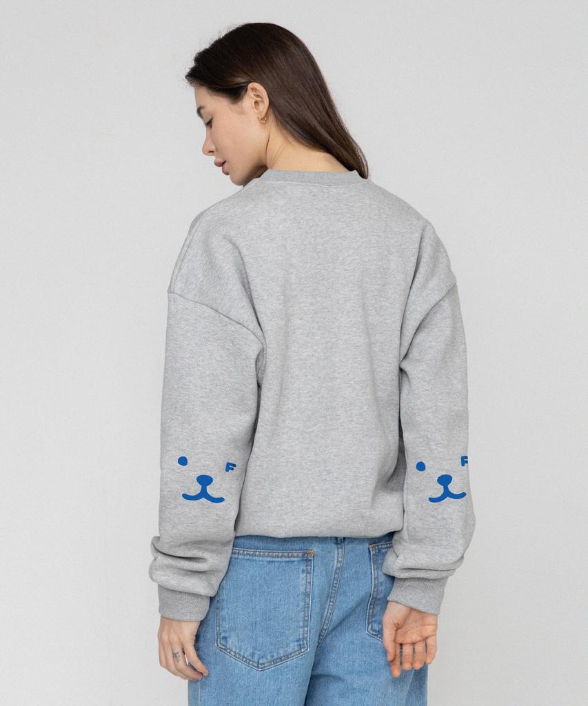 GRAVER [Unisex] Elbow Puppy Face Smile Sweatshirt_Gray/Blue Logo