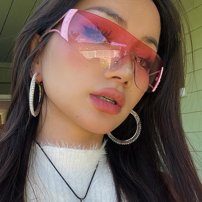 Future Technology Style Sunglasses Women Punk Y2K Hip Hop UV Protection Sun glasses Women Stage Performance Female Sunglass