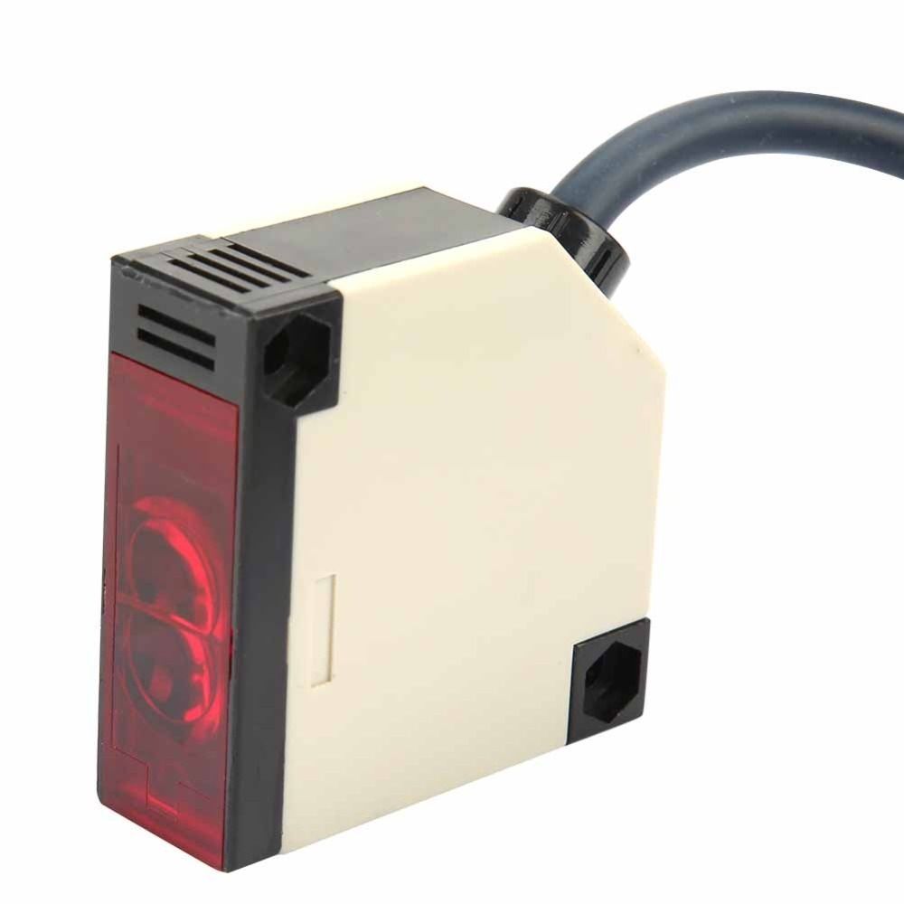 E3JK-DS30M2 Photoelectric Sensor Switch Normal Close 90-250V Specular Reflection Sensor High Speed Response 2m Line