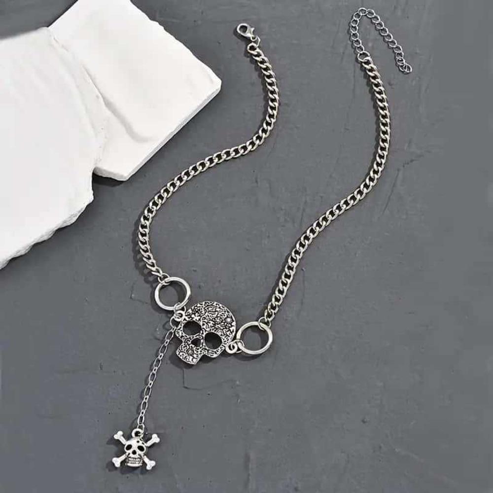 Personality Retro Sliver Color Skull Symbol Tassel Pendant Double-ring Hollowed-out Skull Face Collar Necklace for Women Jewelry