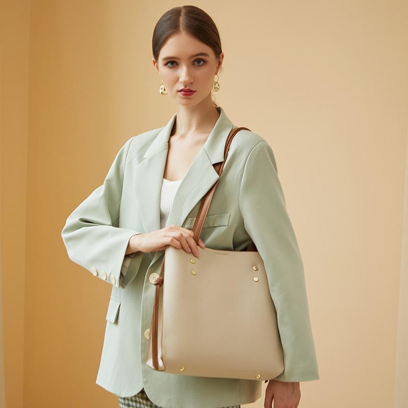 Customized Version of Large-capacity Tote Bag, New Trendy Fashion and Simple Shoulder Bag PU Soft Leather Women's Commuter Bag, Large Bag