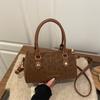 Spring New Retro Shoulder Bag Fashion Hot Sale Leopard Print Commuter Pillow Bag Handbag
