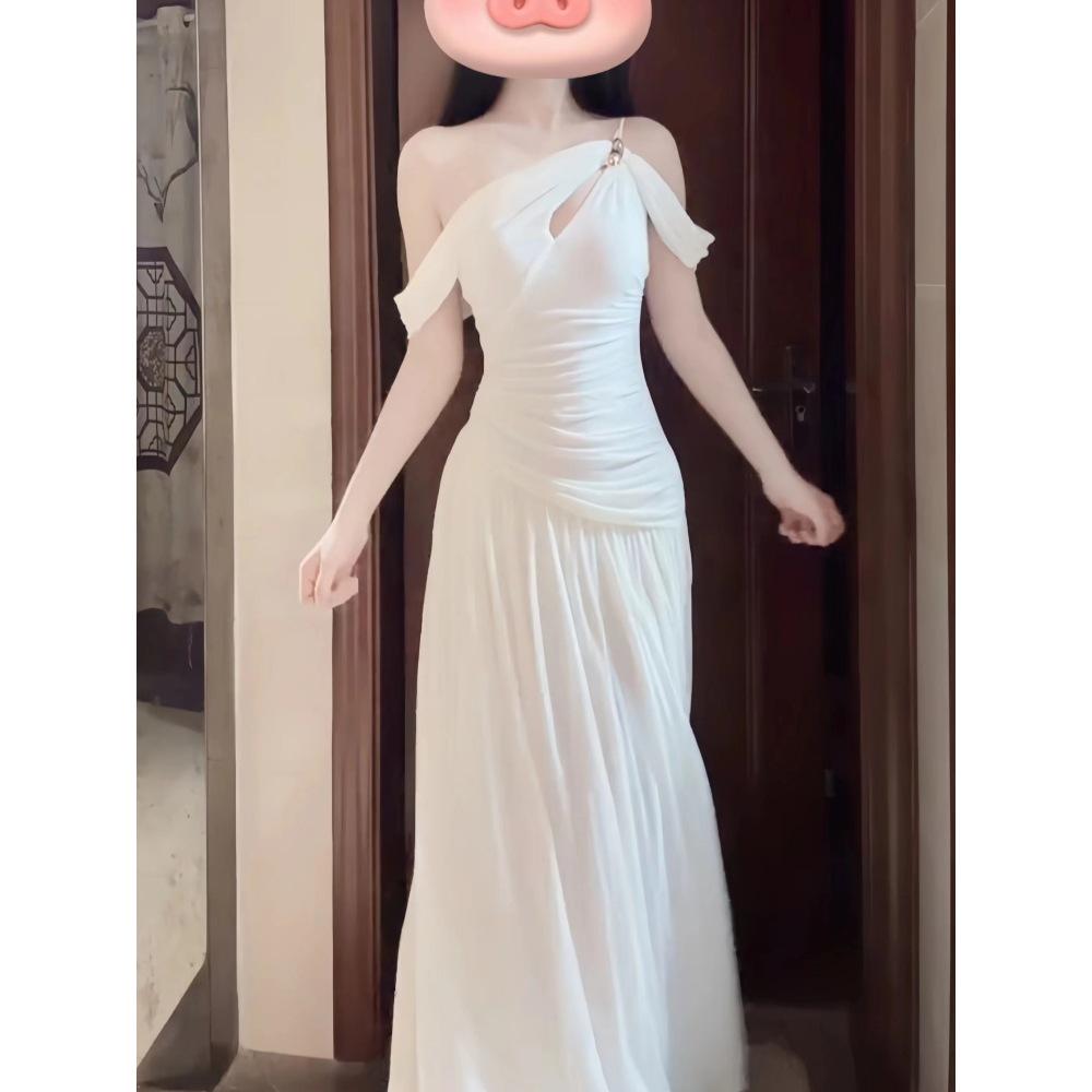 2026 Summer French Chic One-Shoulder Dress for Women – Waist-Cinched, Slimming & Elegant Long Skirt X-Large