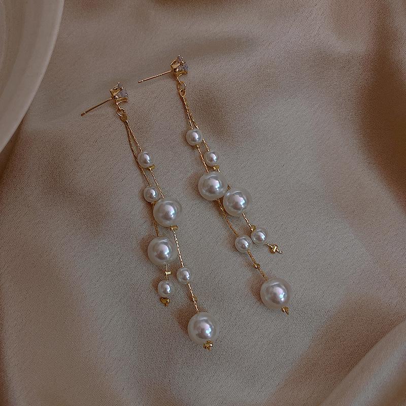 Medieval Vintage Silver Needle Earrings, Temperament Light Luxury Court Style Pearl Earrings Versatile High-end Retro Earrings