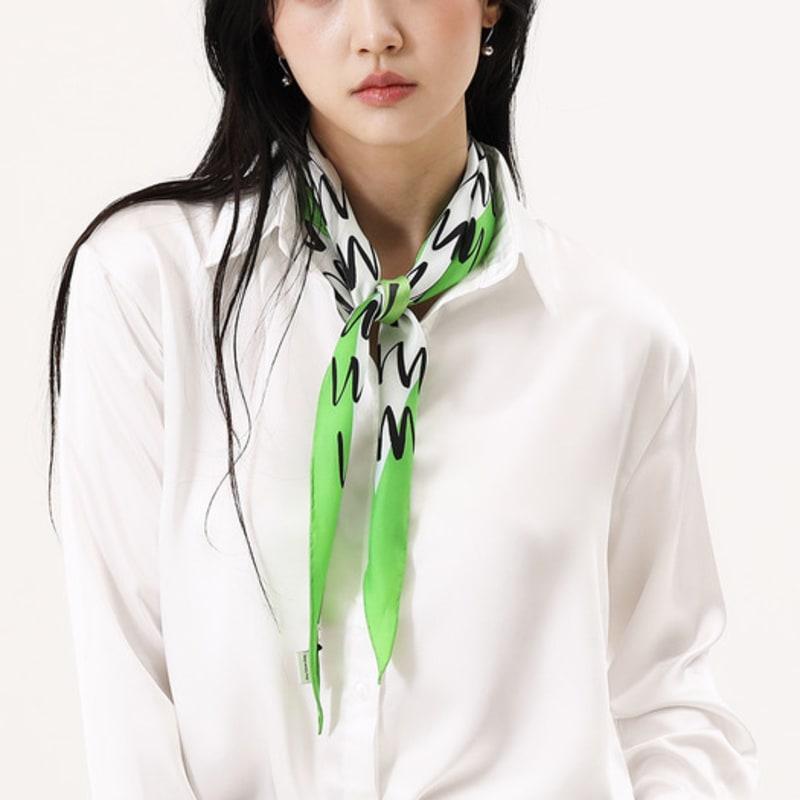 ONSZ Diamond silk scarf with green border