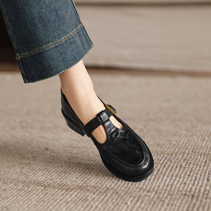 Krazing Pot Sheepskin Round Toe Thick Med Heels Spring Shoes Slip on Big Size 42 Loafers Women Metal Buckle Pleated Pumps