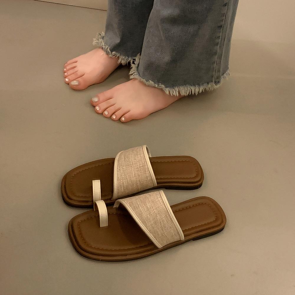 Set of toe cool slippers for women to wear summer new soft-soled simple flat sandals