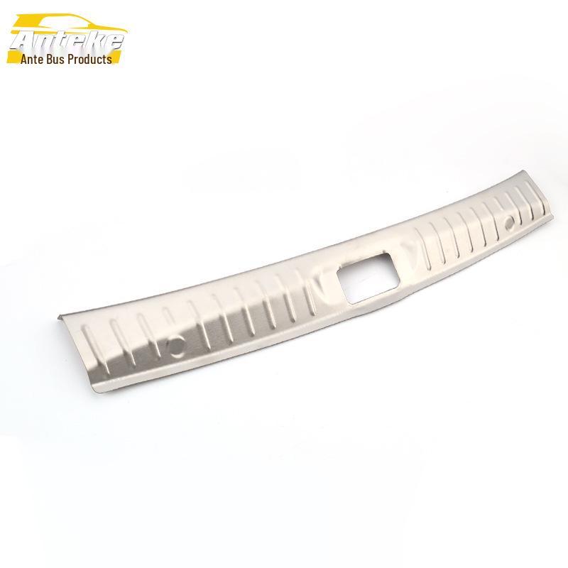 Stainless Steel Rear Guard Plate for Dongfeng Fengxing Jingyi S50 Trunk