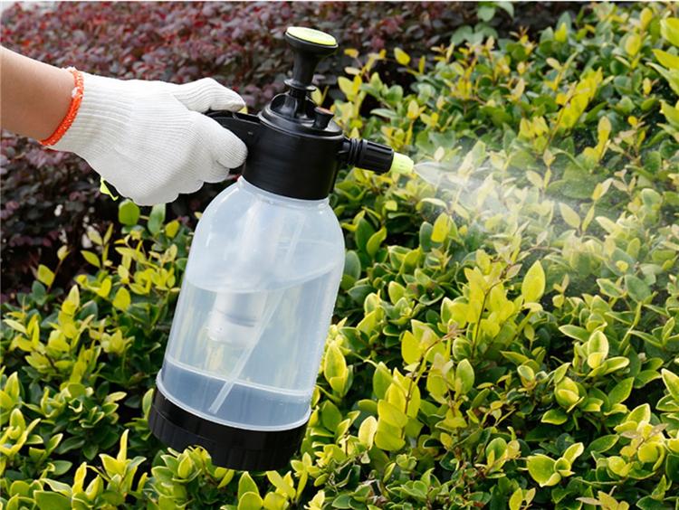 2LGarden Hand Pump Pressure Fine Mist Water Sprayer With Transparent Plastic Bottle