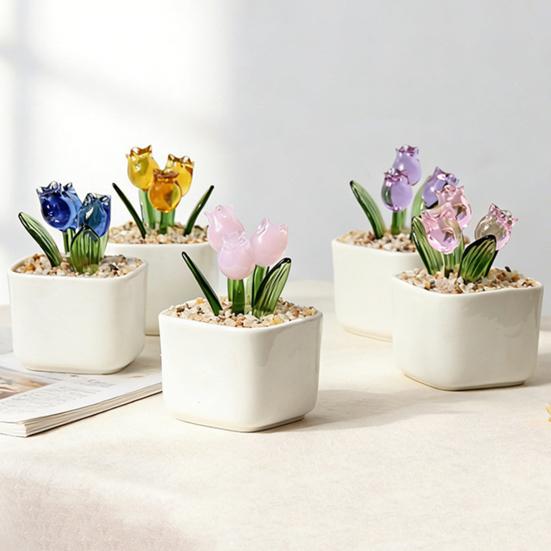 Mini skleněná figurka tulipánu Ručně foukaná miniaturní květina z umělého křišťálu v květináči pro ženy, maminku, svatbu, Den matek, kancelář, domov, středový díl stolu