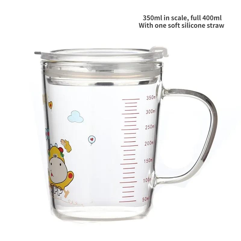 Klassischer heizbarer Milchbecher mit Strohhalm, Kreativer süßer Cartoon-Kaffeebecher, Verdickter hitzebeständiger Glas-Messbecher, Fruchtsaft-Trinkgeschirr