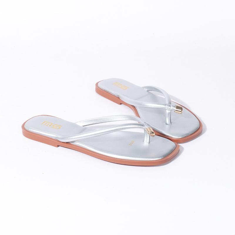 

Fashion Retro Square Toe Gold Buckle Decorative Flat Slippers Women Casual Lightweight Clip Toe Flip-flops Concise Comfort Designer Shoe 42 серебряный