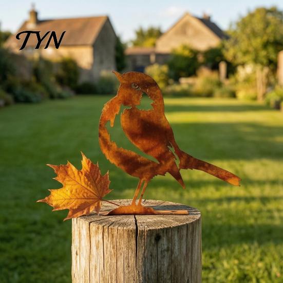 Vintage Garden Stake Ornament Distressed Rustic Bird Figurine, Rusty Metal Silhouette Ornaments, Retro Yard Art Decor Statue for Patio Lawn Farmhouse
