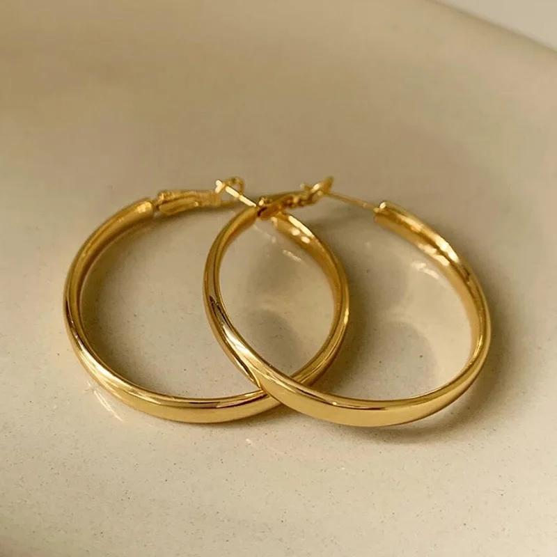 Elegant Retro Thick Round Circle Earrings for Women Simple Metal Big Hoop Earrings Wedding Engagement Aesthetic Jewelry
