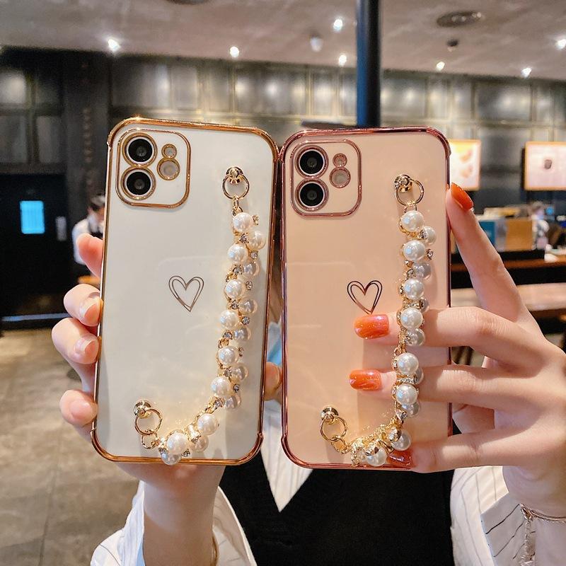 Japan and South Korea small pearl bracelet is suitable for Apple 17 electroplated love mobile phone case iPhone16/XS/XR luxury soft case