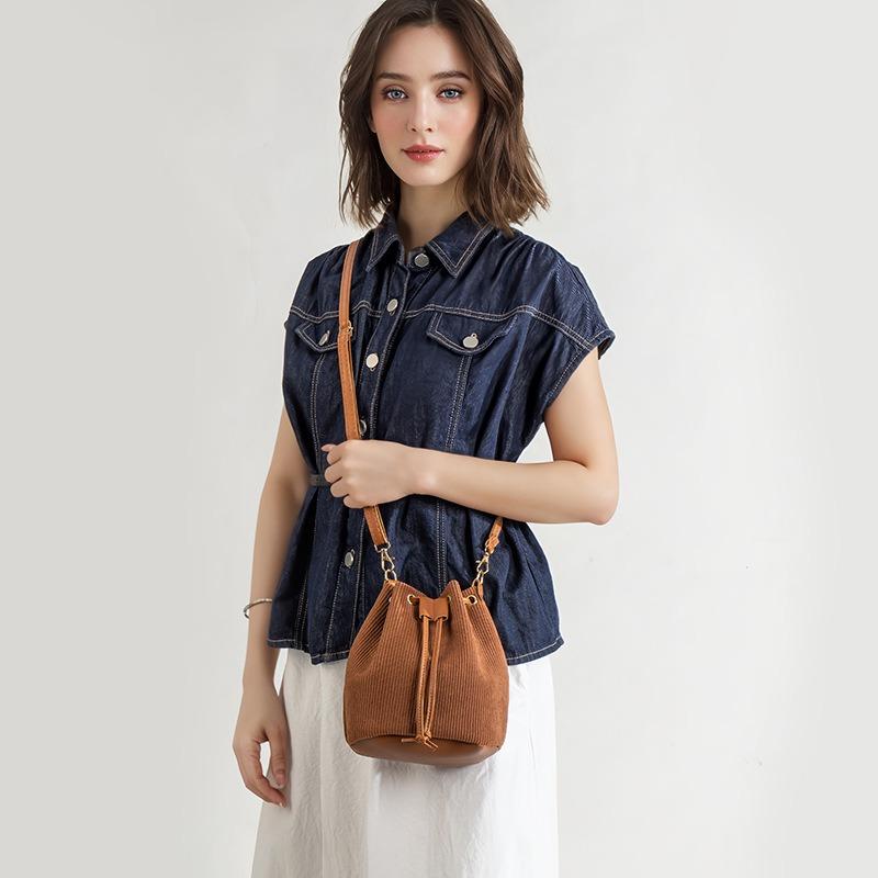 Niche Design Chinese Bag Women's Fashion Shoulder Handbag Messenger Bag Chain Bucket Women's Bag