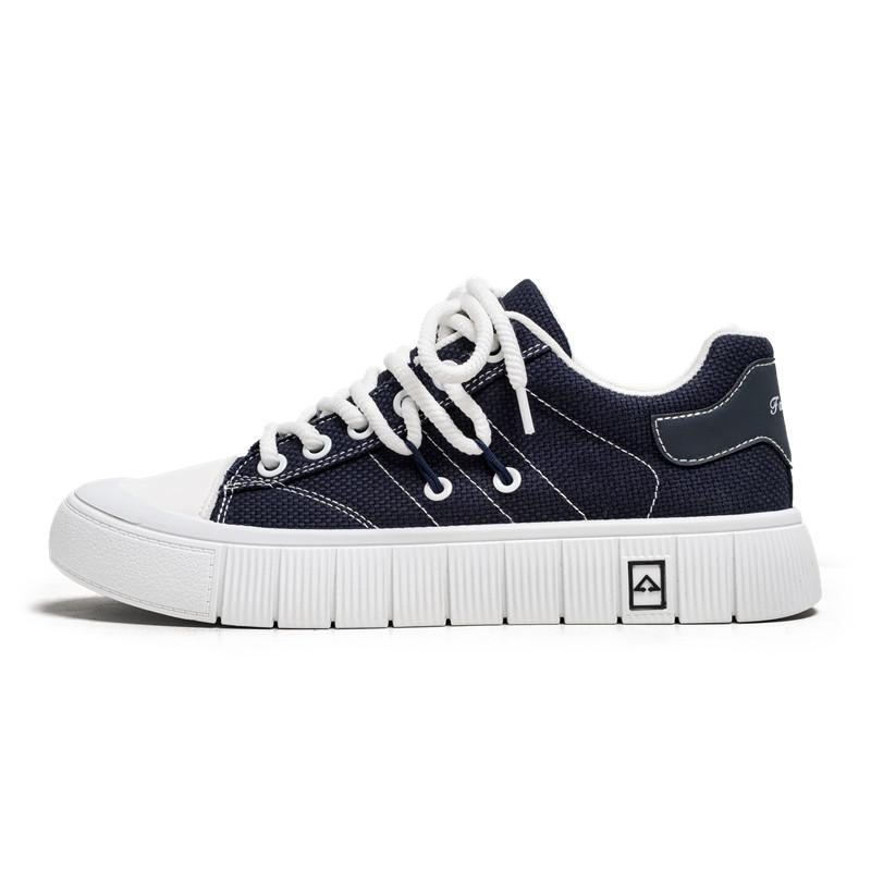 Men's Casual Shoes Canvas Breathable New Male Comfortable Outdoor Walking Shoes Men Loafers Shoes Sneaker Easy Matching