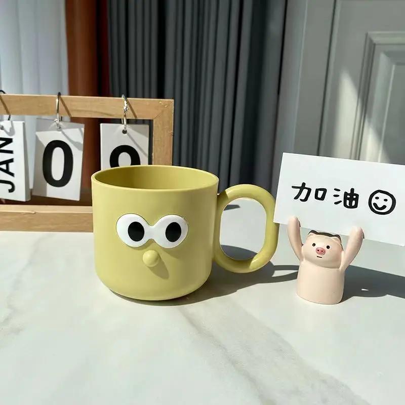 3D Cartoon Mouthwash Cups for Home Use, High Beauty Coffee Cup with Handle, Student Couple Toothbrushing Cup,Christmas Gift