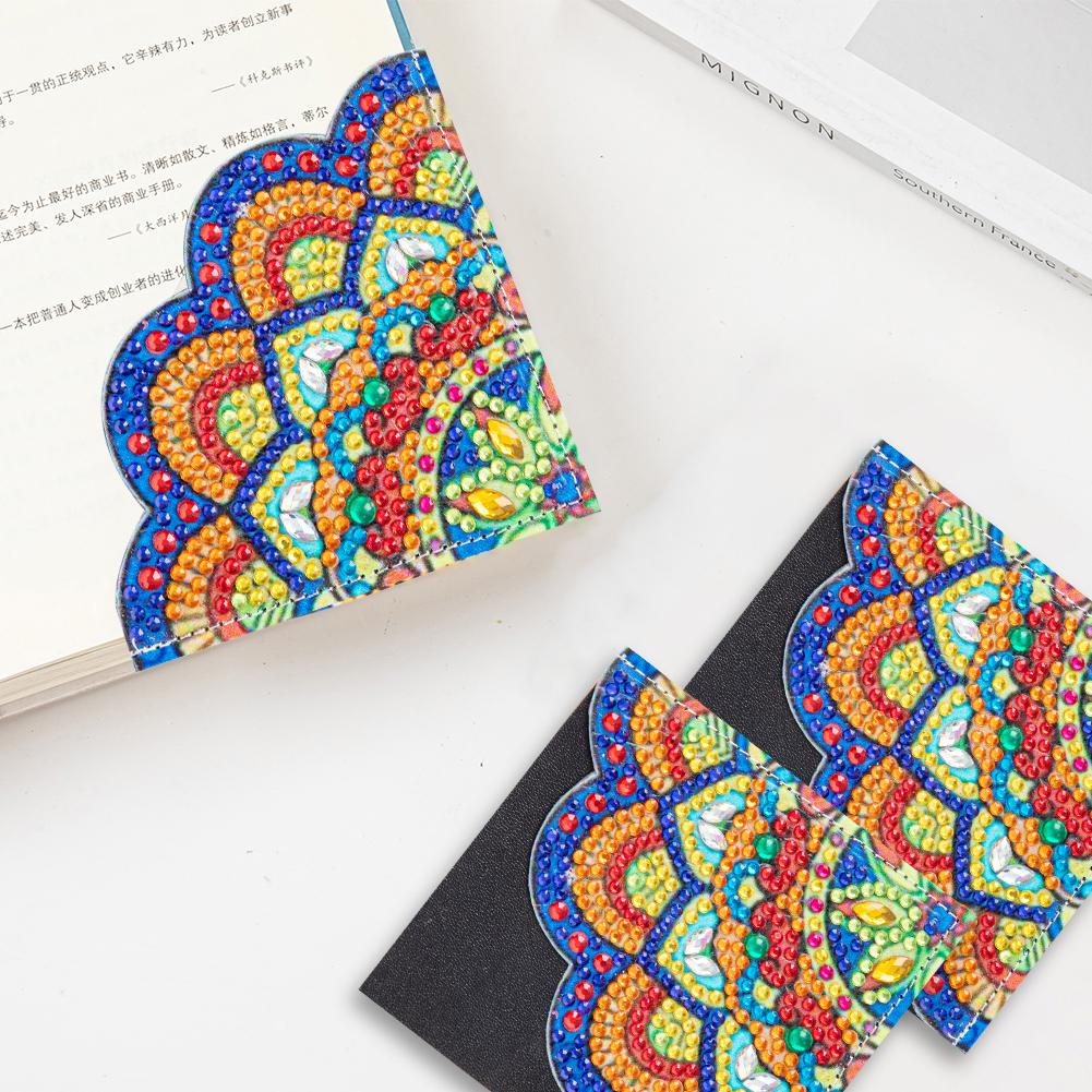 5D Seitenlesezeichen Leder Dreieck DIY Diamantmalerei Ecklesezeichen Kunsthandwerk Diamantkunst Lesezeichen für Zuhause Büro Schule