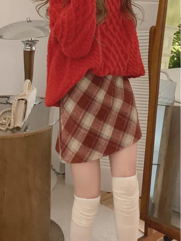 Korean-Style Retro Plaid Wool A-Line Skirt for Women, 2024 - High-Waisted, Slim Fit, Large Sizes Available