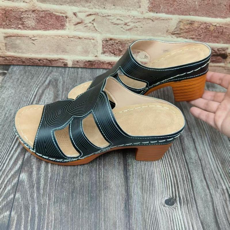 Fashion 2025 Summer New Plus Size Women’s Slippers Round Toe Sewing Chunky Heels Slippers for Outdoor Comfortable Daily & Casual Sandal