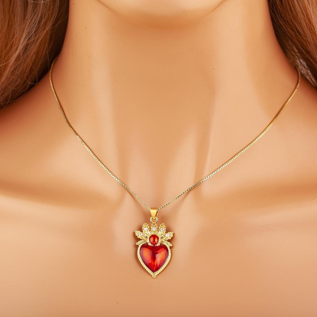 Nidin High Quality S/M/L Size Choice Sacred Heart Pendant Necklace For Women Men Cubic Zirconia Elegant Aesthetic Jewelry Gifts
