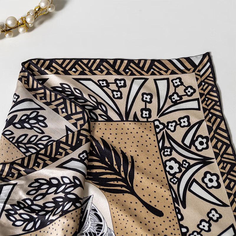 Hengyuanxiang Charming Era Silk Square Scarf