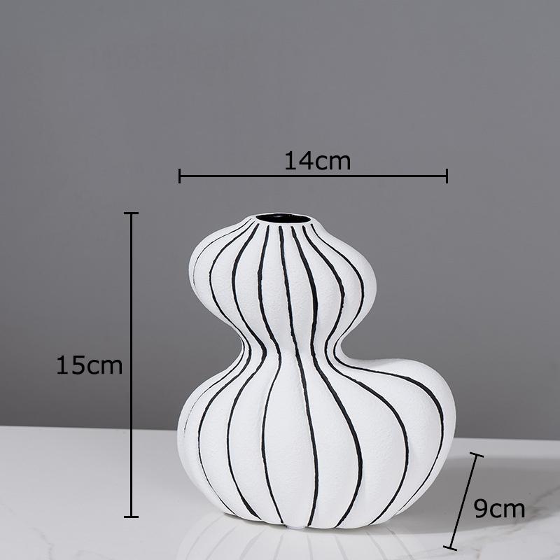 

Black and White Stripes Irregular Ceramic Vase Desk Decoration Flowers Arrangement Artificial Flower Decorative Floral Vases