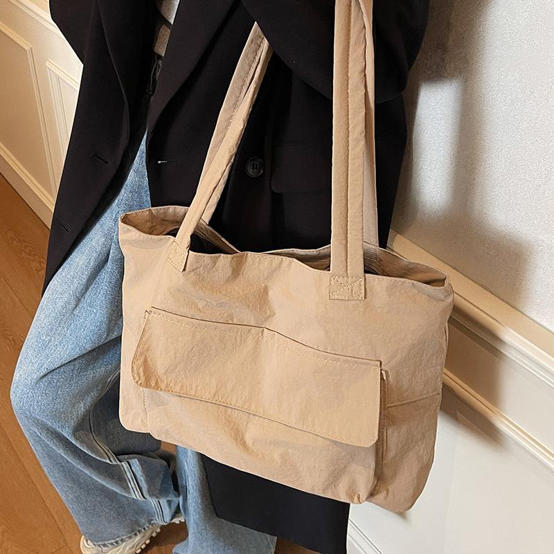 Large Capacity Commuter To Work Women'S Bag Lightweight Handbag Female College Student Class Shoulder Tote Bag Simple Canvas Bag
