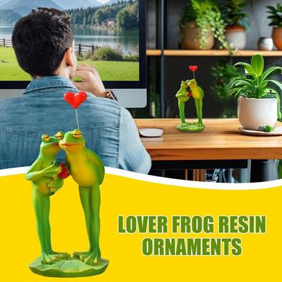 Couple Frog Statue Decorative Sculpture for Desk Decorative Abstract Animal Figurines Tabletop Statues for Home Table Small