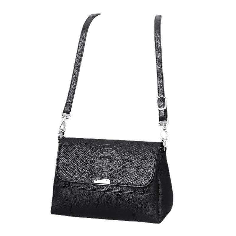 First Layer Cowhide Leather Bag Women'S Fashion Snake Pattern Embossed Versatile Middle-Aged Women'S Bag Mother Messenger Bag