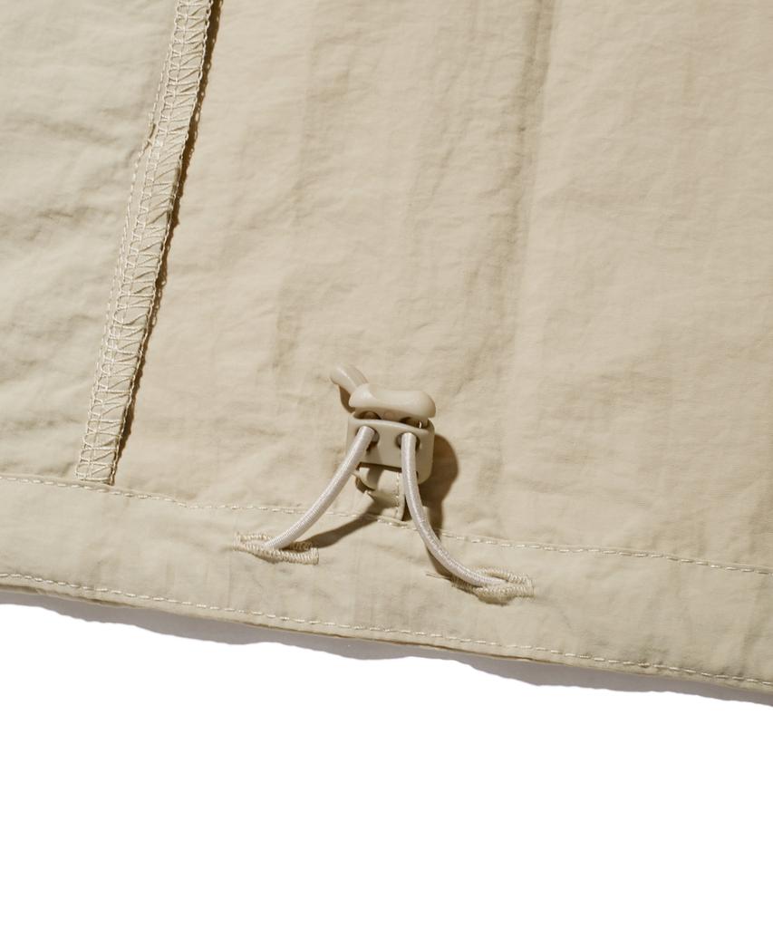 Slit Studio Lettering Windbreaker Jacket Beige