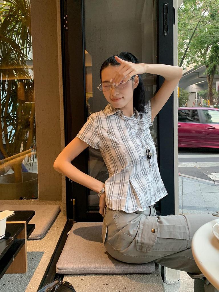 9hour Damen High-End Karohemd im koreanischen Stil, Frühling/Sommer 2026, Seitlicher Kordelzug zur Taillenbetonung, m3889