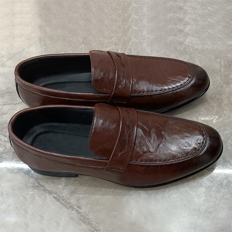 Fashion Mens Casual Loafers Hot Sale Leather Shoes Breathable Slip on Loafers Solid Color Men Italian Design Handmade Men Dress Shoes