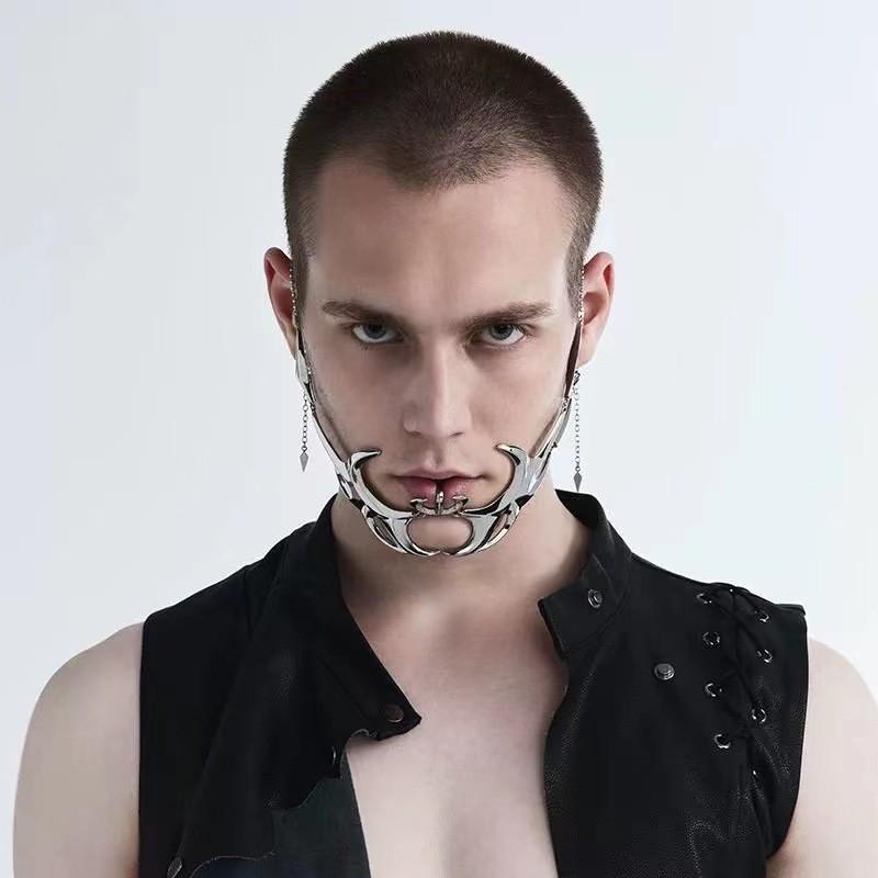 Punk Irregular Metal Mask Trendy Mechanical Bloodshed Mask For Women Men Halloween Ball Party Paty Mask Jewelry Accessories