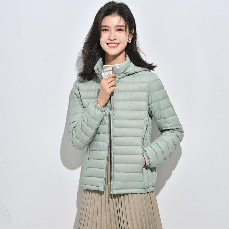 Light down jacket women's short autumn and winter new hooded jacket large size% white duck down removable cap
