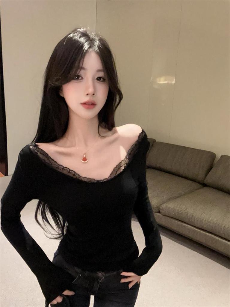 Women's Sweet & Spicy Black Slimming Lace Patchwork Long Sleeve Top - Autumn/Winter Collection