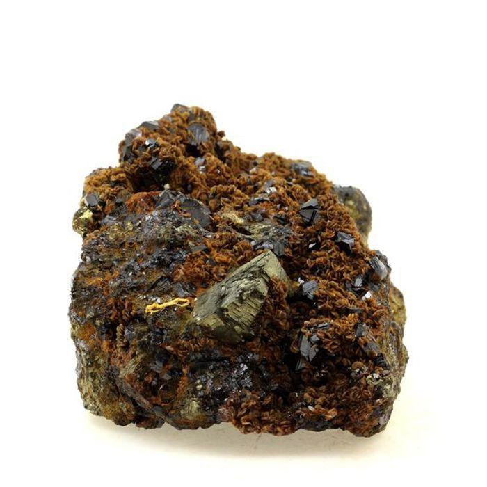 Pierres et Minéraux. Sphalerite + Siderite + Pyrite. 5989.0 ct. Trep?A Mine, Mitrovica, Kosovo.