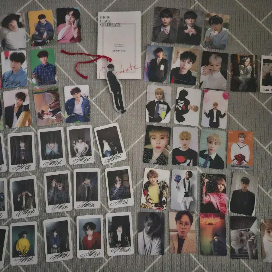 

Пакет фотокарточек Чунхёна