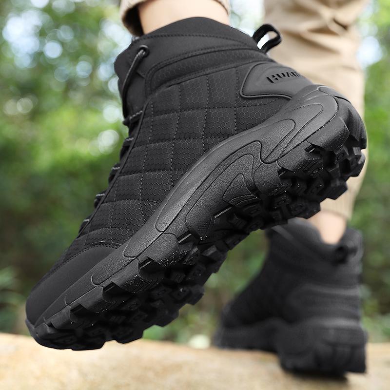 Fashion New Large Size Thick Sole Fashion Men's Hiking Boots Outdoor Sports Anti-slip Wear Fashion Casual Men's Boots