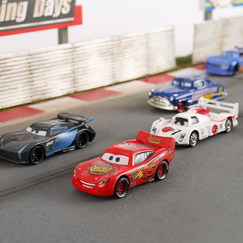 Cars Lightning McQueen Alloy Metal Mater Model Car 1:55 Diecast Jackson Storm Vehicle Collectible Ornament Model Toy Car Gift