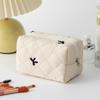 Polyester Quilted Lipstick Holder with Sophisticated Bowknot Pattern Large Capacity Makeup Bag  for Everyday Use