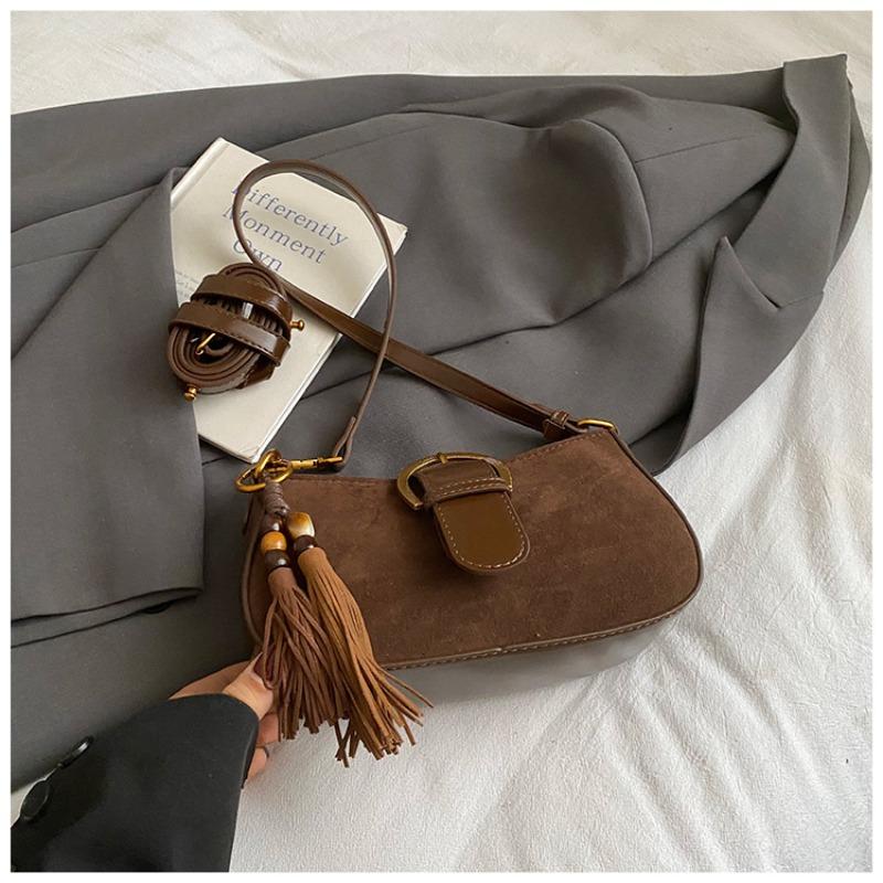 Niche retro Korean version underarm bag women's autumn new high-value fashion simple shoulder small bag