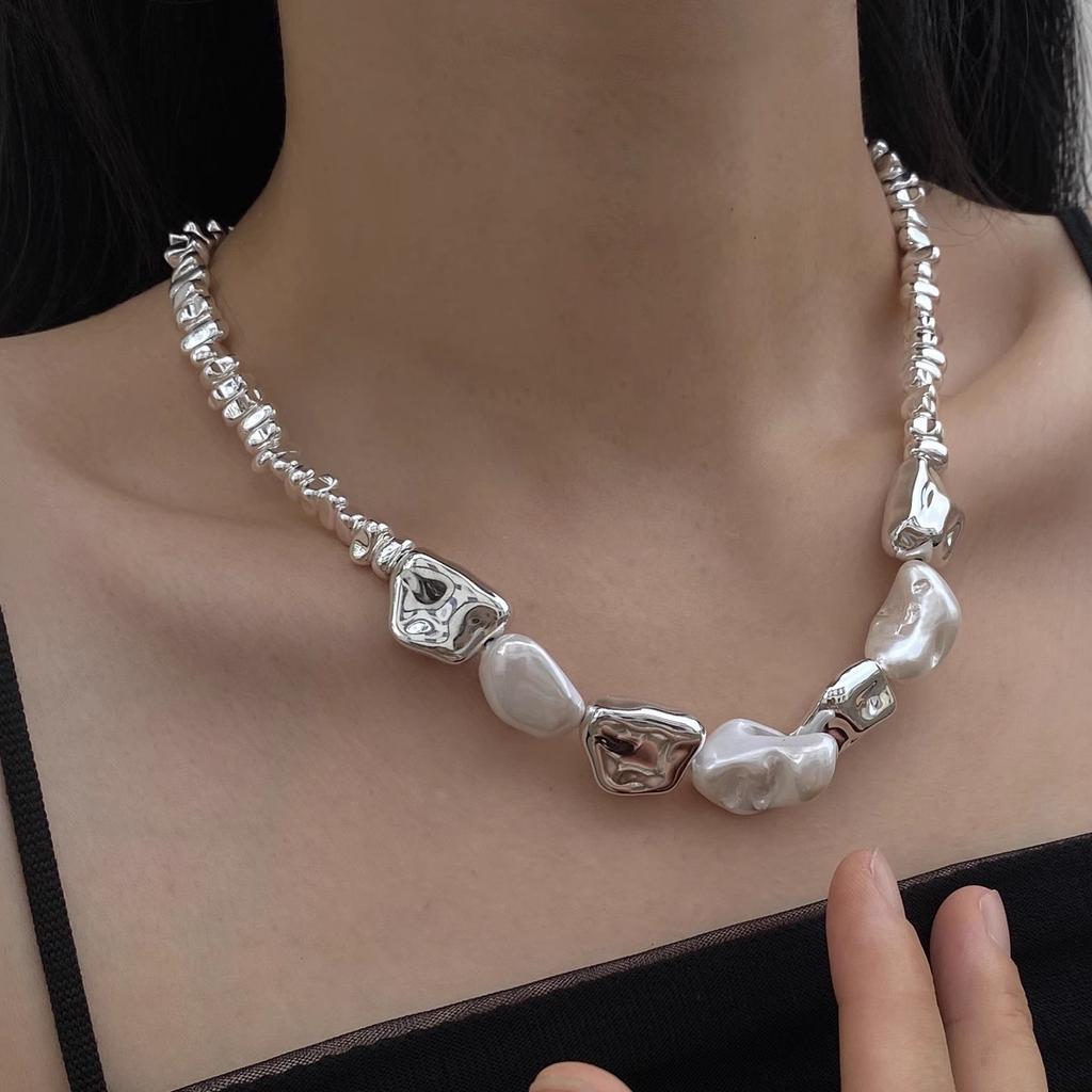 Baroque Silver Irregular Broken Silver Beaded Necklace Female Alien Gravel Light Luxury Premium Sense Clavicle Neck Chain