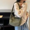 2025 Autumn New Fashion Korean Shoulder Bag Personalized Corduroy Women's Simple Casual Crossbody Dumpling Bag