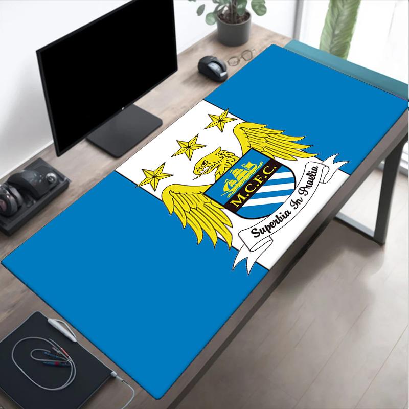 Tappetino per mouse con stemma del Manchester United, Tappetino per mouse da gaming, Tappetino per tastiera, Decorazione da scrivania per computer portatile, Regalo per tifoso, Regalo di compleanno