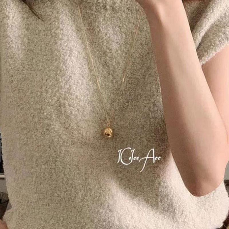 Korean version ins simple light luxury versatile necklace design sense pendant round ball sweater chain women's item jewelry