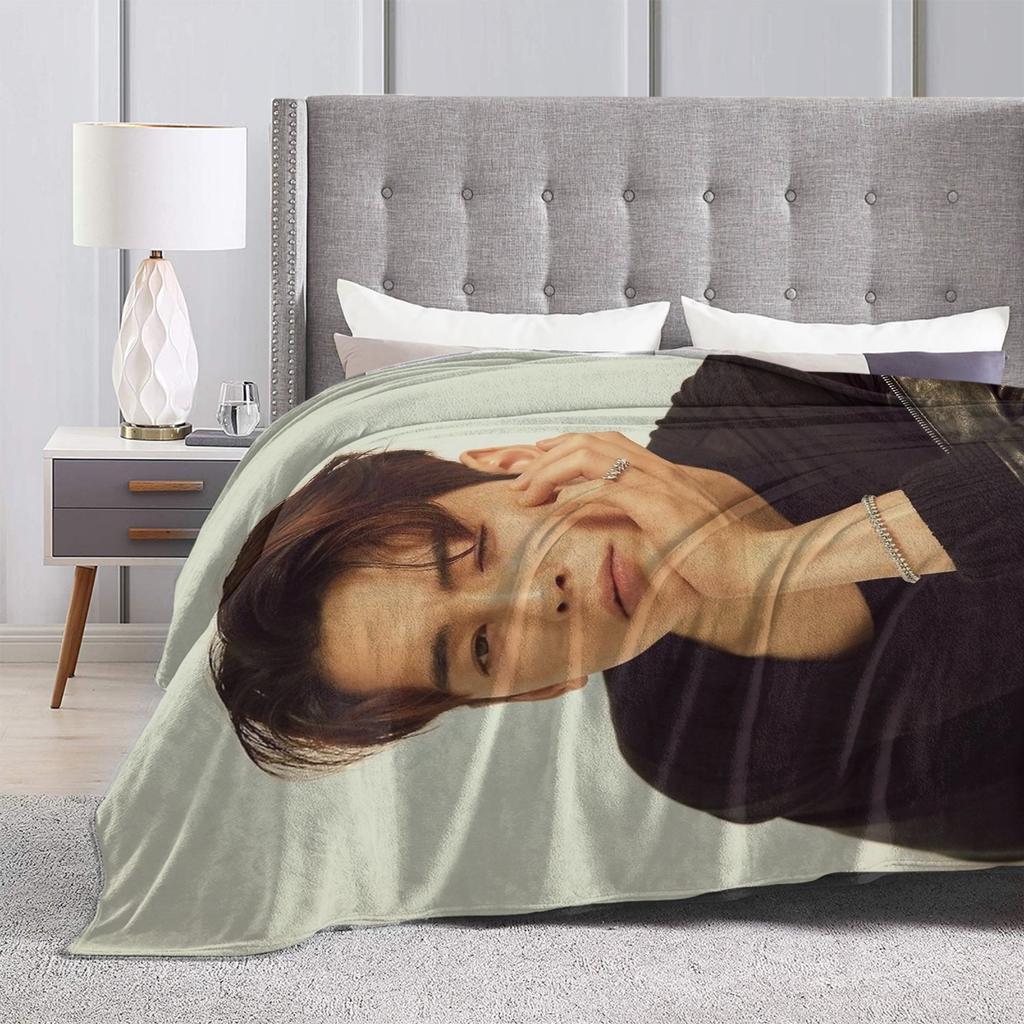 Cha Eun-woo Blanket  Warm Novelty Plush Throw Blanket For Couch Chair Camping Flannel Bedspread Bed Cover